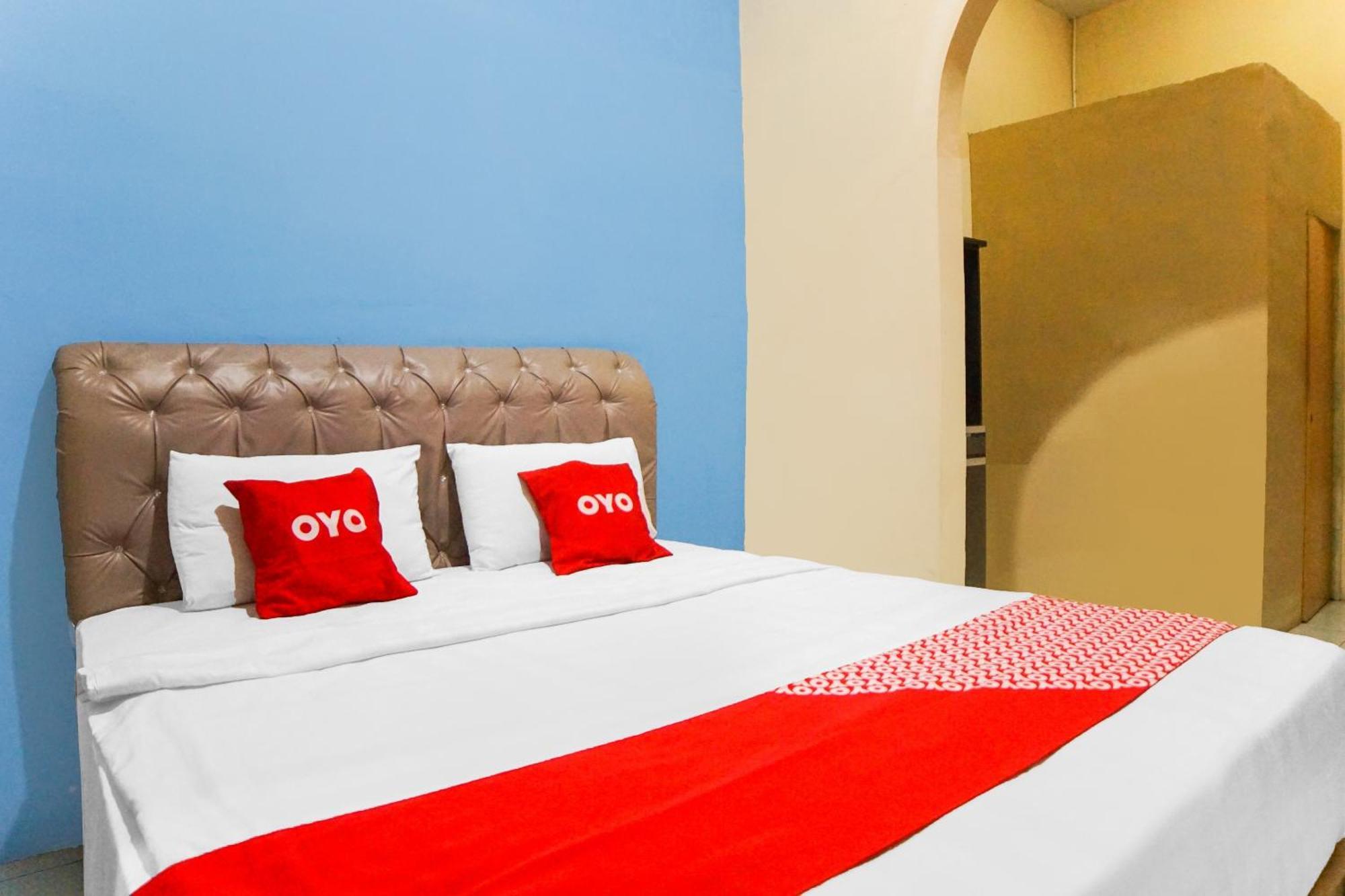 Oyo 92076 Sky Residence Cengkeh 메단 외부 사진